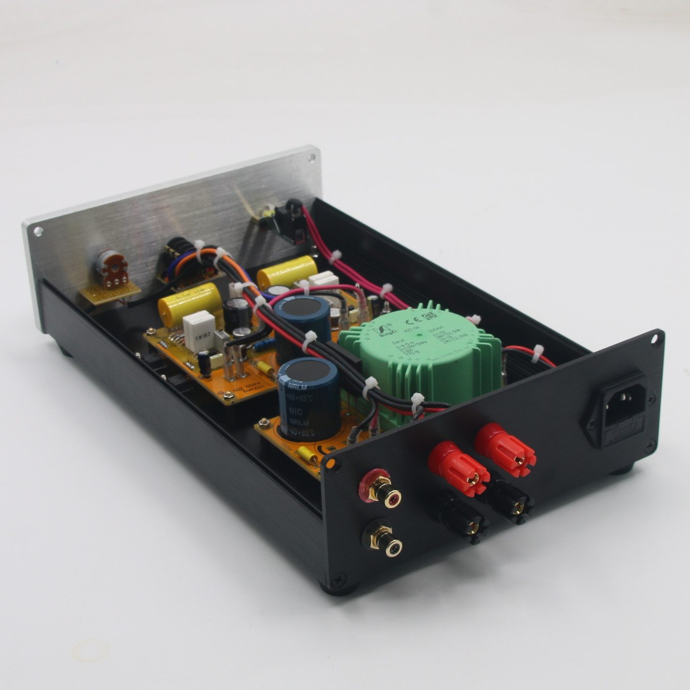 مضخم صوت ستيريو من الفئة A أحا - مراجعة Headphone Amplifier وسعره